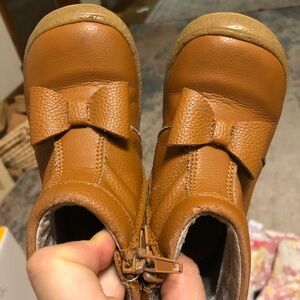 L’Amour Hillary Bow Boot Toddler 7